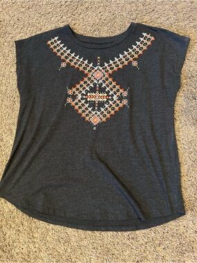 Embroidered Dark Gray Short Sleeve Women's Tee
